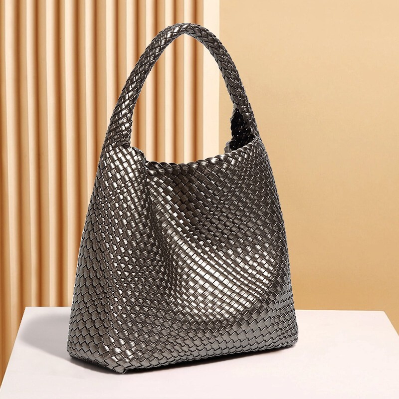 New Design Handwoven for Women, High-End Large Capacity Mother-Daughter Tote Bag, Commuter Bucket Bag