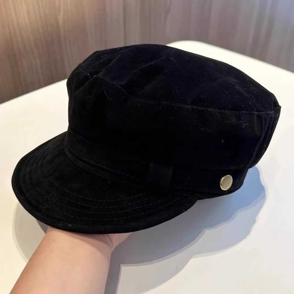 Versatile Short Brim Suede Berets Flat Top Windproof Artist Hat Korean Style Solid Color Newsboy Hat Daily Y251025