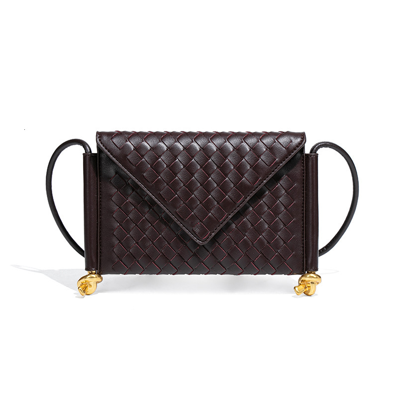 Luxury Brand New Women's 2025 Street Fashion Trend Woven Envelope Single Shoulder Crossbody Messenger Flap Phone Bag Z260224