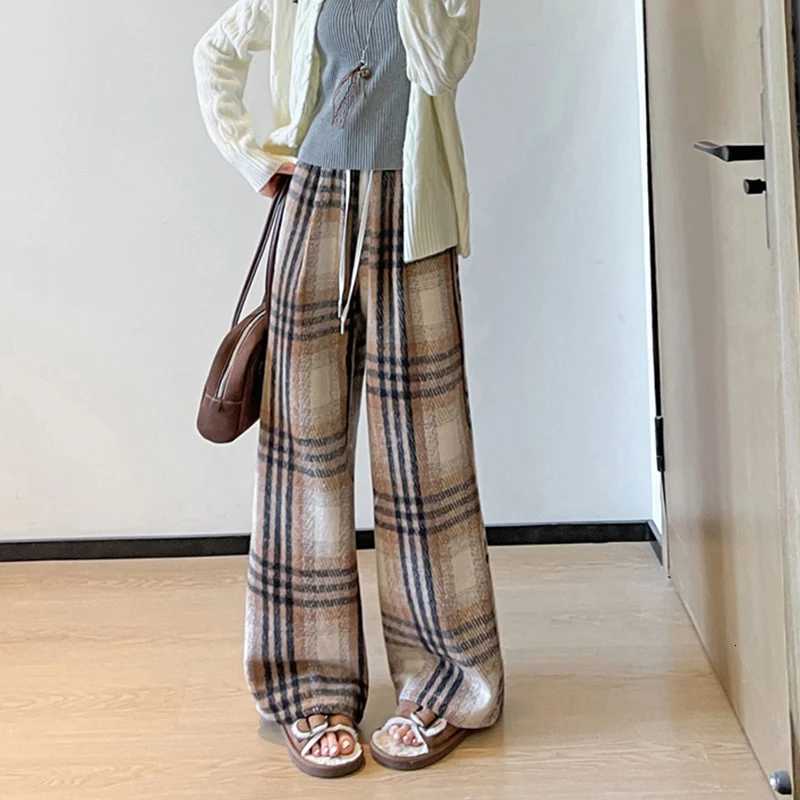 2025 Autumn Winter Plaid Woolen Pants Women Y2K Fashion Streetwear Straight Pants Patchwork Elastic Waist Wide Leg Trousers LadyT251025