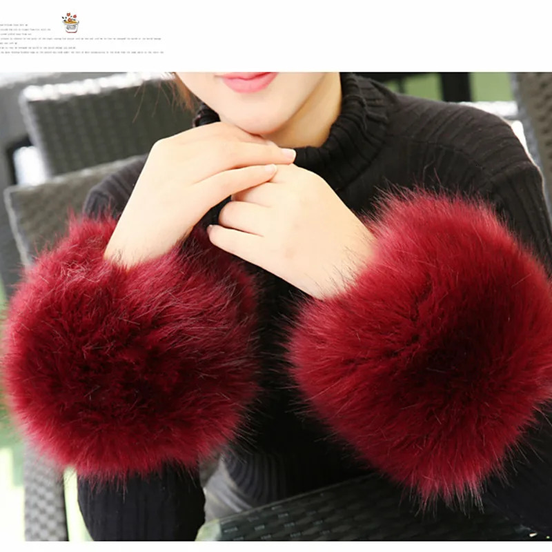 Winter Fur Sleeves Fake Fur Cuffs Female Jackets Cuffs Arm Warmer Fur Hand Ring Wrist Warmer Fur Bracelet Oversleeve 251023