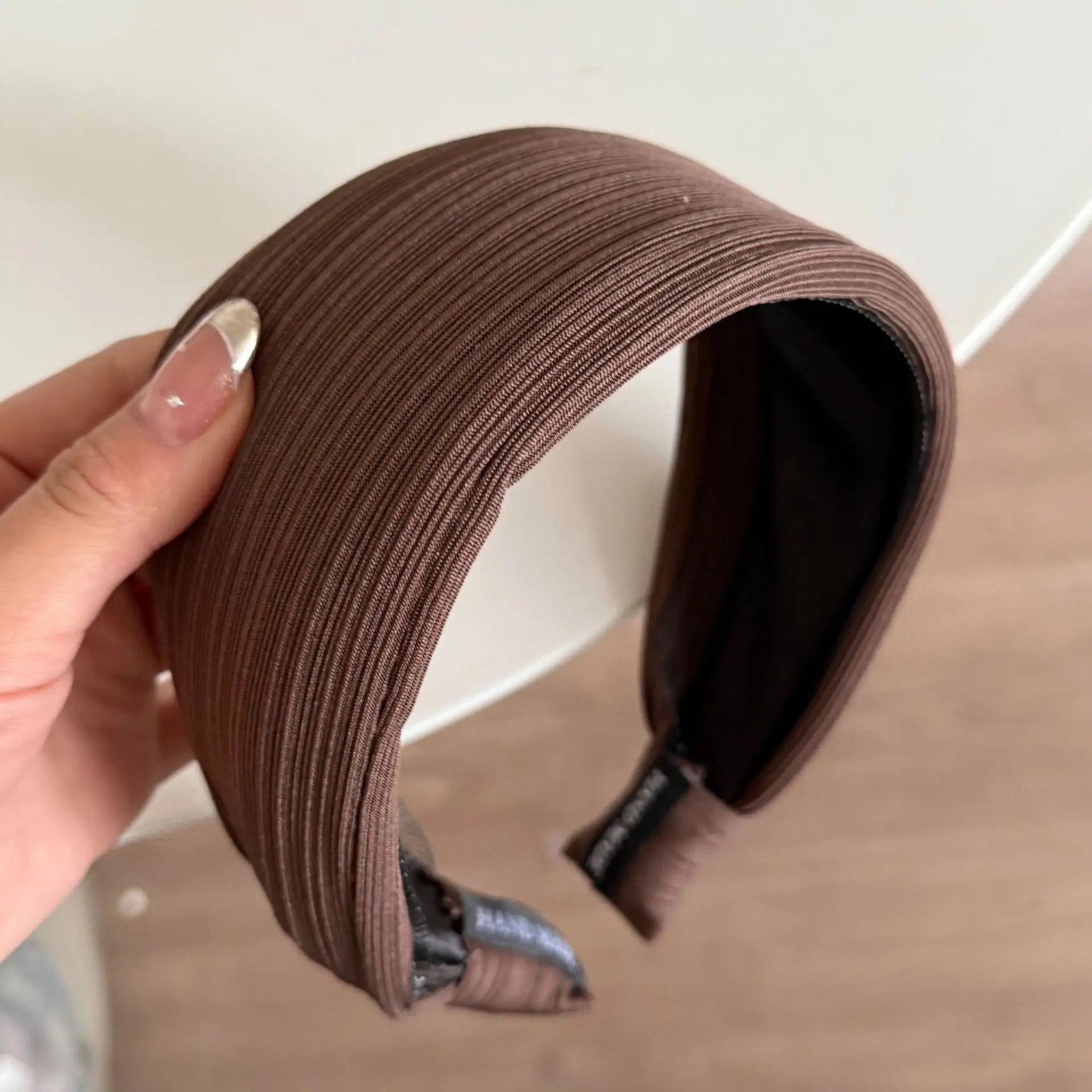 Korean headband widened with highend feel high skull top hair accessory with anti slip and non pressure hair 251023