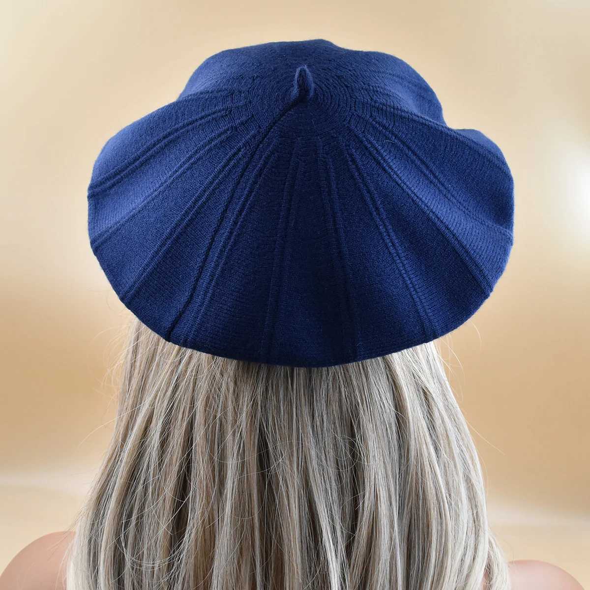 New Wen knitted beret resilient Solid white Beret Hat Fem Sweater cfortable Autumn and Winter warm beret Striped c hot Y251025