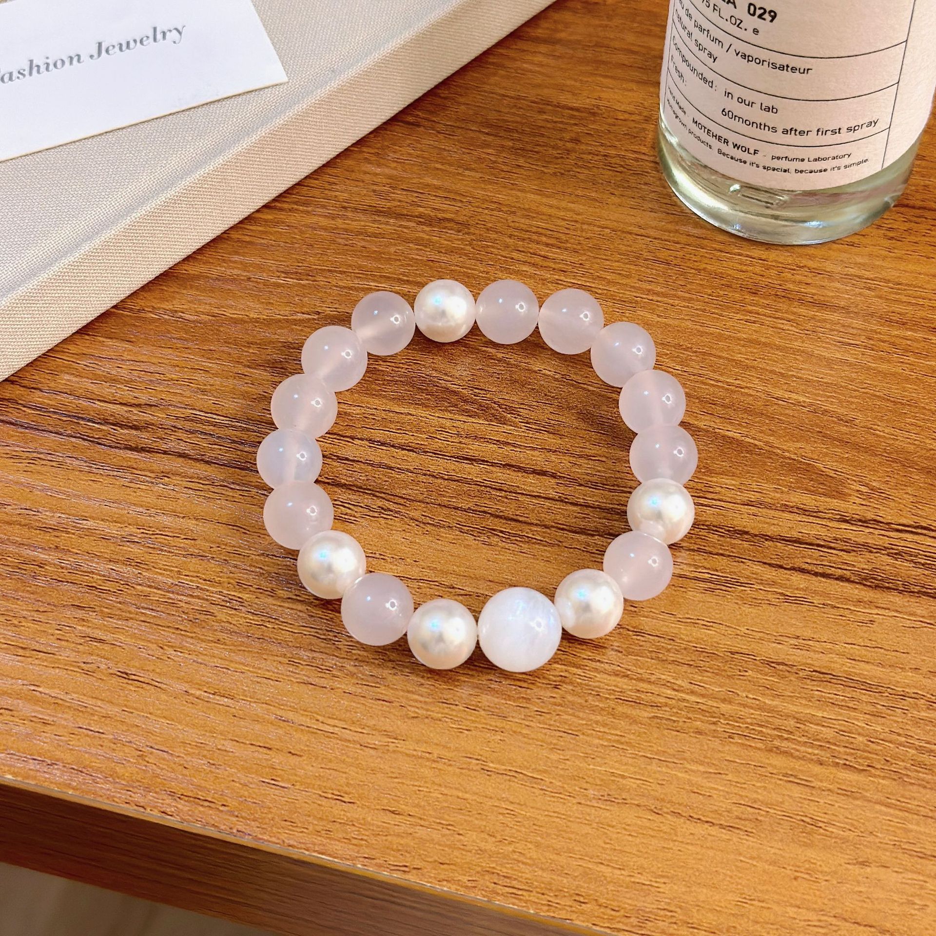 Ice-Like Natural Agate Beaded Jewelry Set with Matching Bracelet