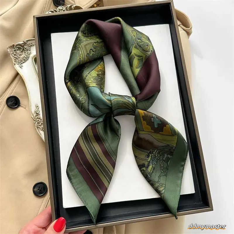 Animal Scarf: 27.5 Square Silk Bandana Scarf For Women - 70S Headband Style, Breathable Green Horse Print Ddmymaster