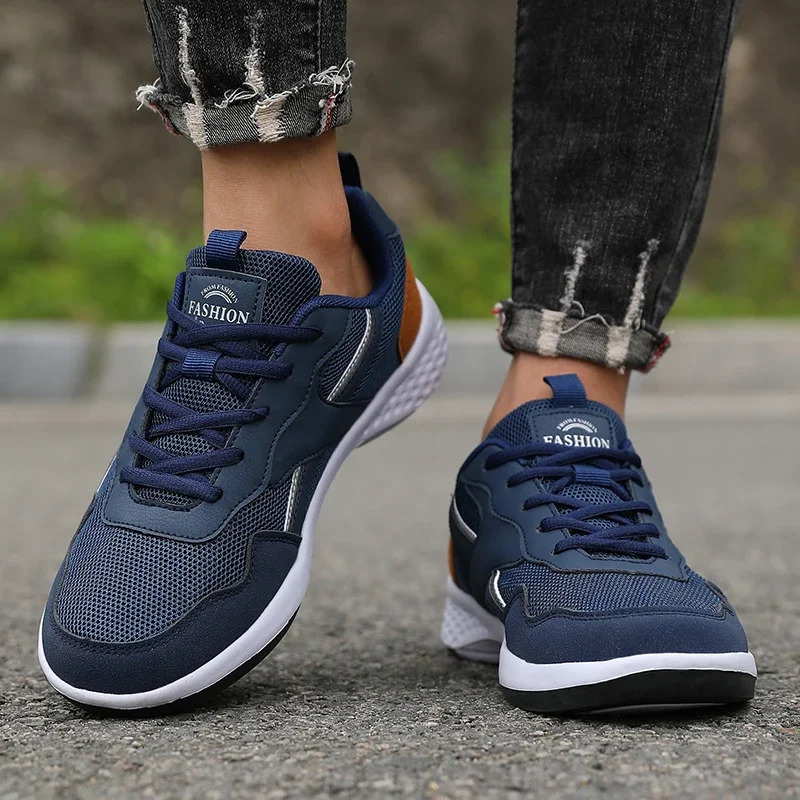 Mens Skateboarding Shoes Trendy Color Blocking Breathable Running Shoes Super Light Dry Comfortable Lace Up Sneakers 251023
