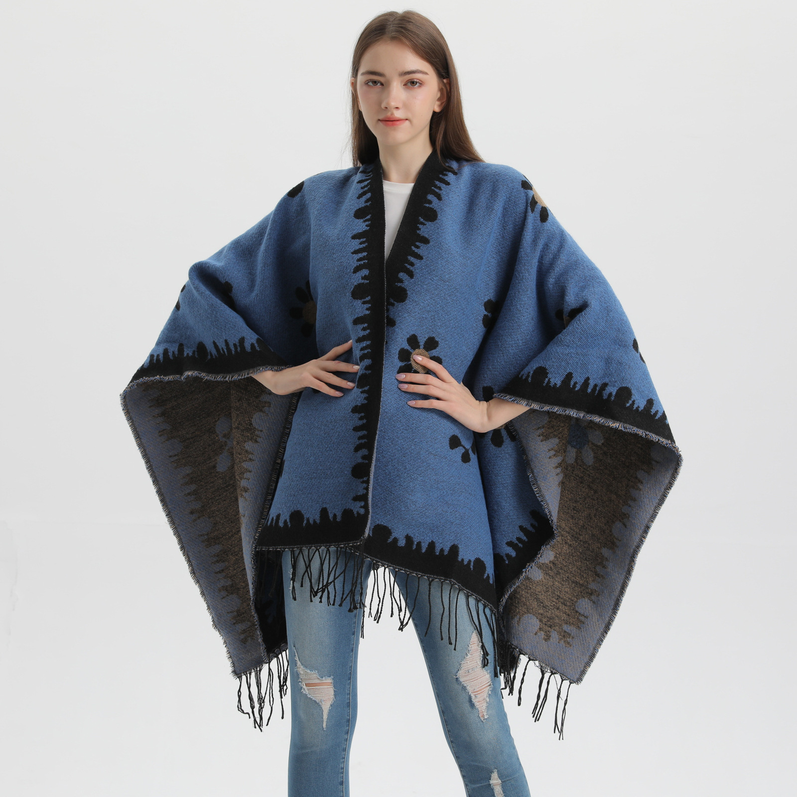 Korean Style Fashion Autumn Winter Shawl New Fresh Floral Knitted Cardigan with Tassels and Slit Warm Outer Cape