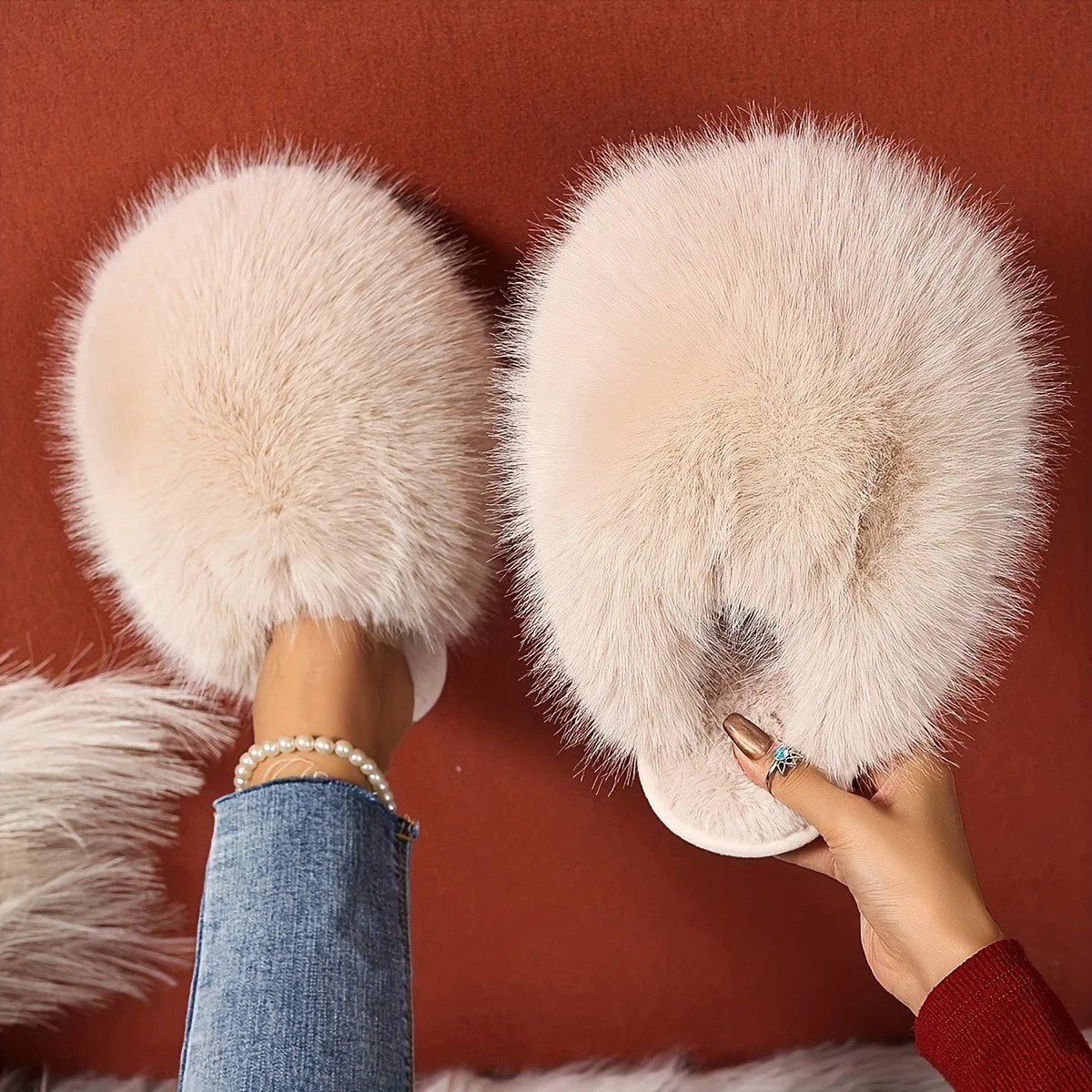1 Pair Elegant Faux Fur Slippers for Women IndoorOutdoor House Shoes Korean Style Warm Flat NonSlip Rubber Sole Pure Color 251023
