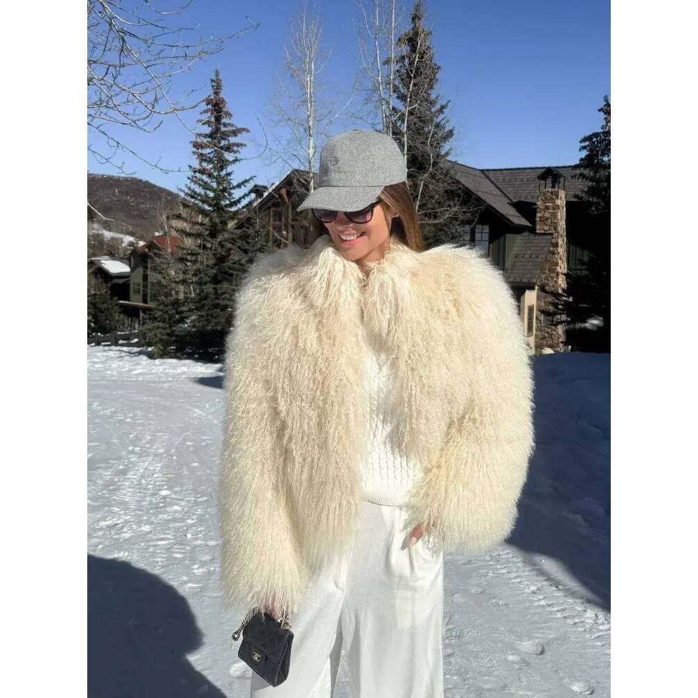 Casual Creamy-white Thick Faux Fur Short Coat Women Long Sleeve Turn Down Collar Warm Soft Jacket Female Winter Daily Outerwear
