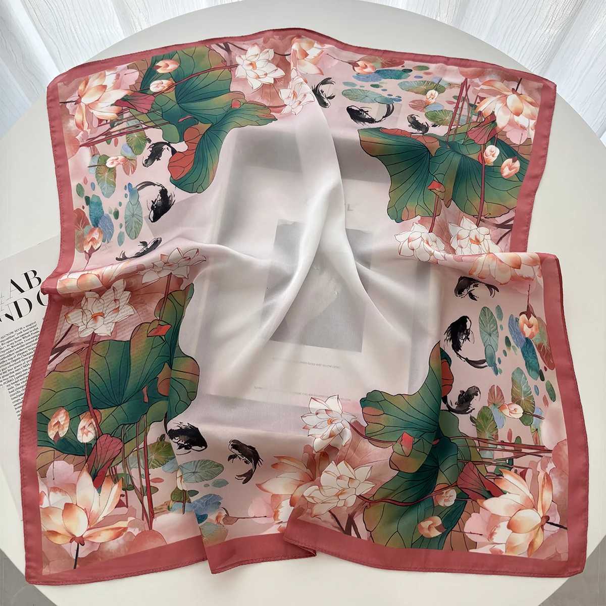 Luxury Polka Dot Printed Satin Scarves Wens Scarf Spring and Summer ral Decorations Small Neckties Haiands Bags Y251024