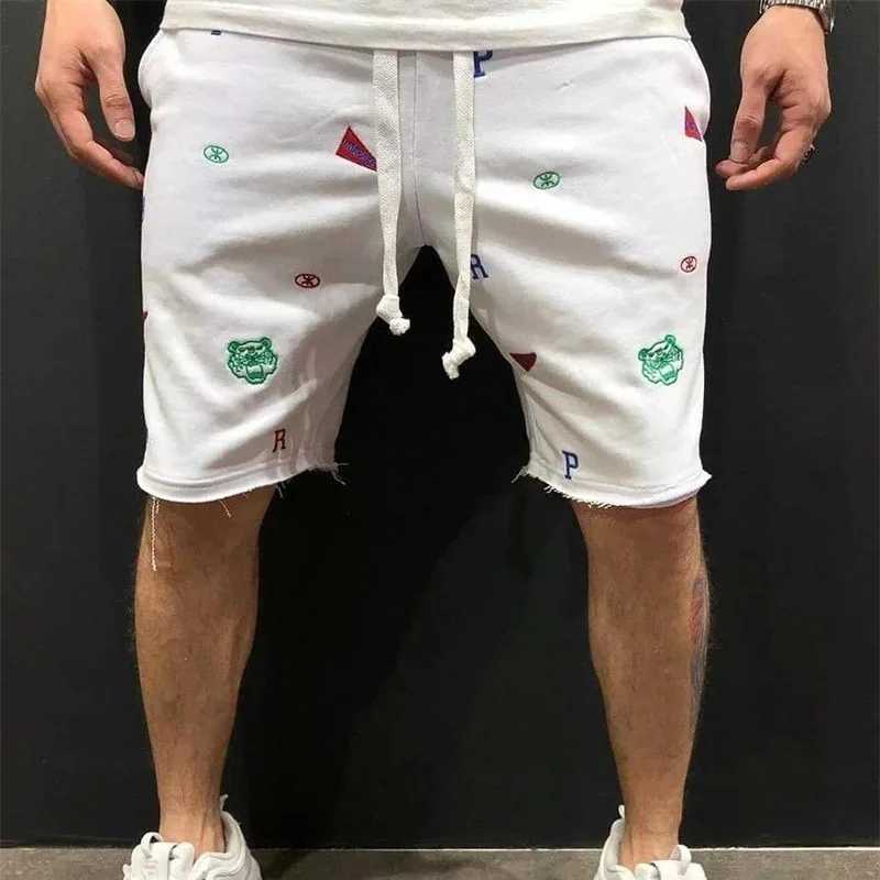Mens casual shorts Men Cargo Shorts Relaxed Fit Breeches Bermuda sports Short Pants cotton Embroider Shorts Mens sweatpantsXJ251025