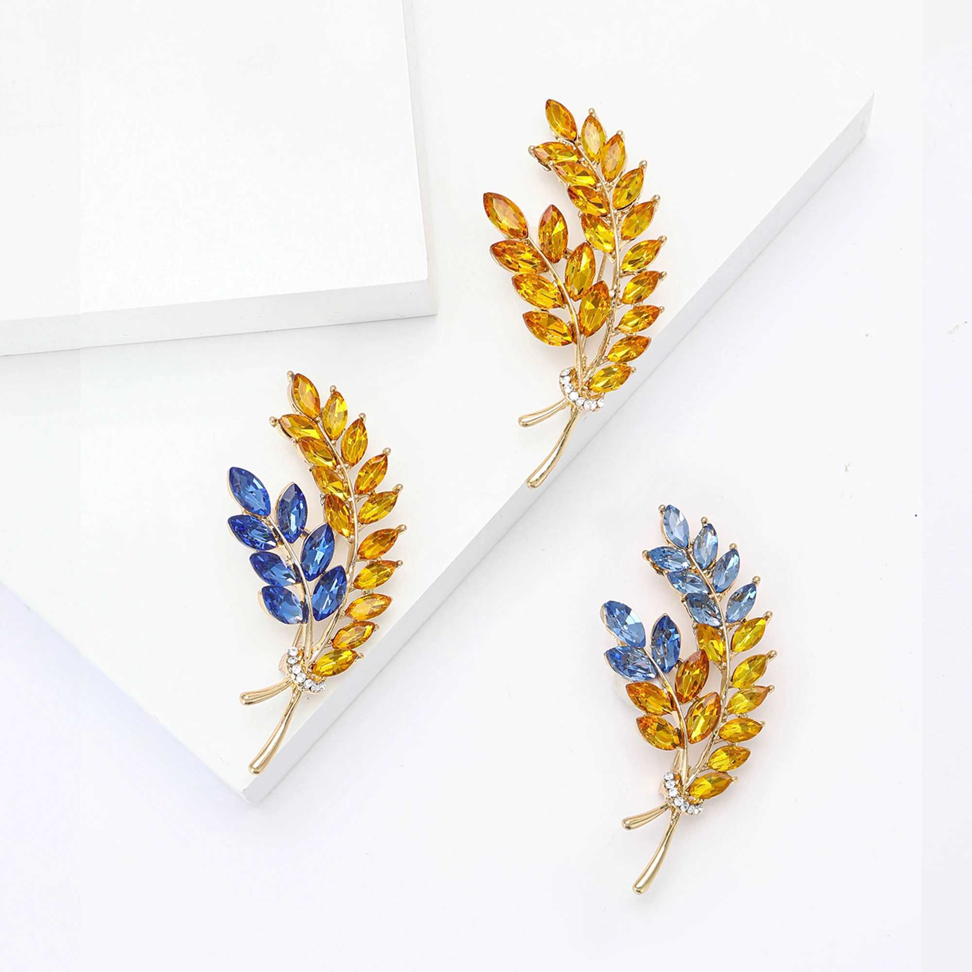Trendy Rhinestone Wheat Ear Brooch for Women Ukrainian Wheats Pin Enamel Plant Badges Event Party Decoration Clothes Accessories J251115