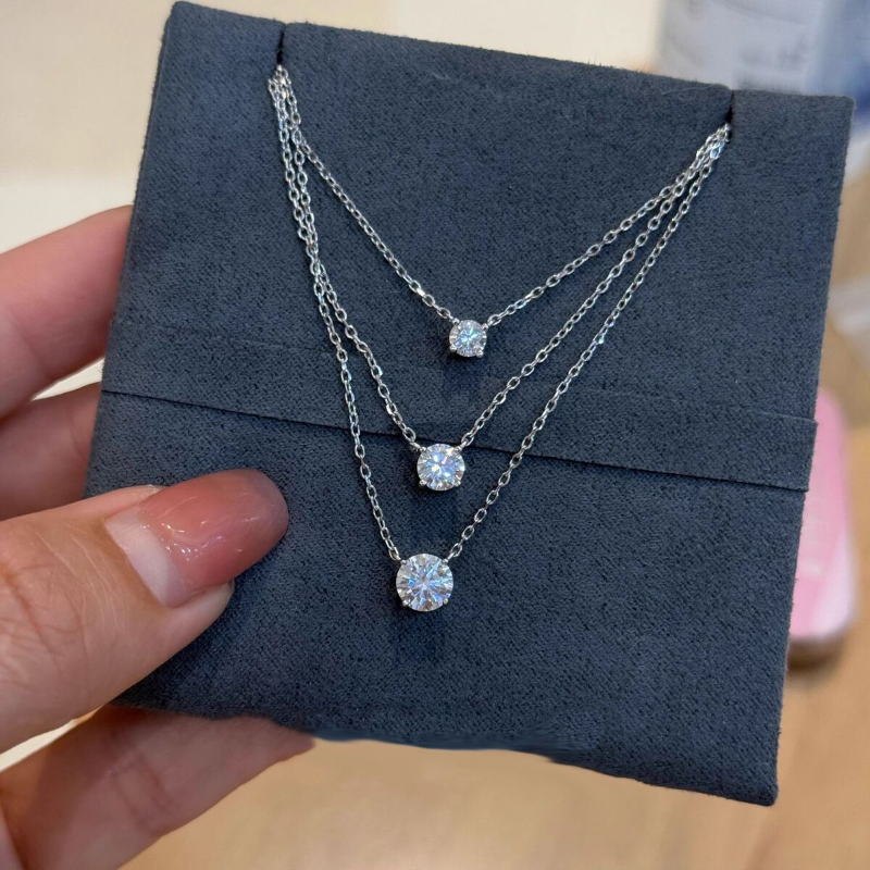 Pendant Necklace Designer luxury Moissanite necklace Chocker for Women men Exquisite Fashion High End Niche Design 925 silver Festival vacation gift