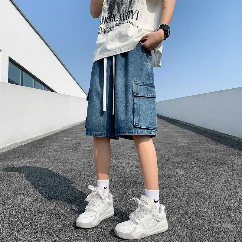 2024 Summer Mens Loose Drawstring Denim Shorts Streetwear Big Pocket High Street Fashion Elastic Waist Casual Short Jeans MaleXJ251025
