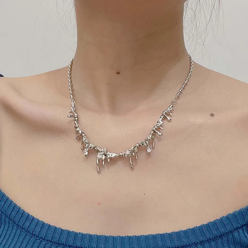 Fashion Metal Irregular Waterdrop Shape Pendant Necklaces for Women Gothic Hip Hop Clavicle Chain Chokers Statement Jewelry 251023