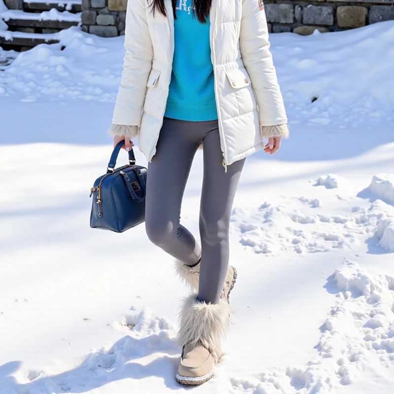 Winter Warm Thicken Plush Shark Pants Women High Waist Lambs Velvet Leggings Woman Seamless Fleece Thickened Thermal LeggingsT251025