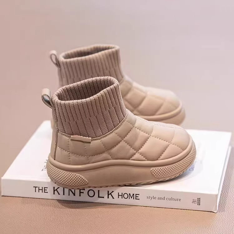 Girl designer fashionable snow boots, children's wool lined boots, winter new waterproof boys' cotton shoes, children's shoes