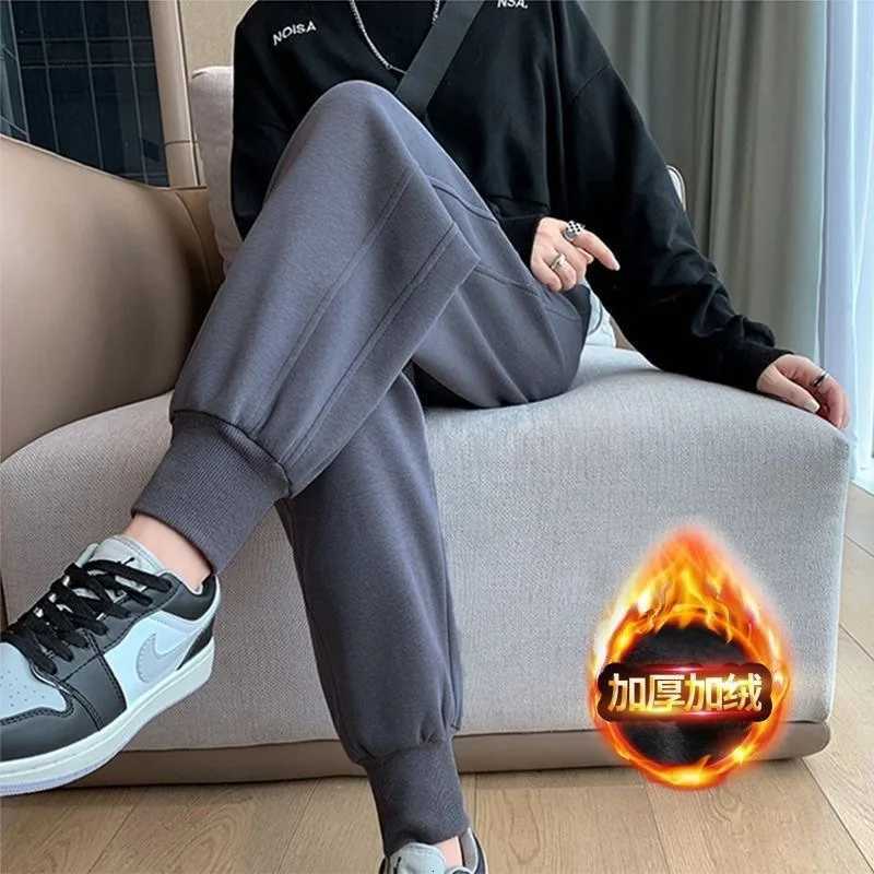 Loose Velvet Sweatpants for Women Thickened Autumn Winter Pants New Slimming Leggings SweatpantsT251025