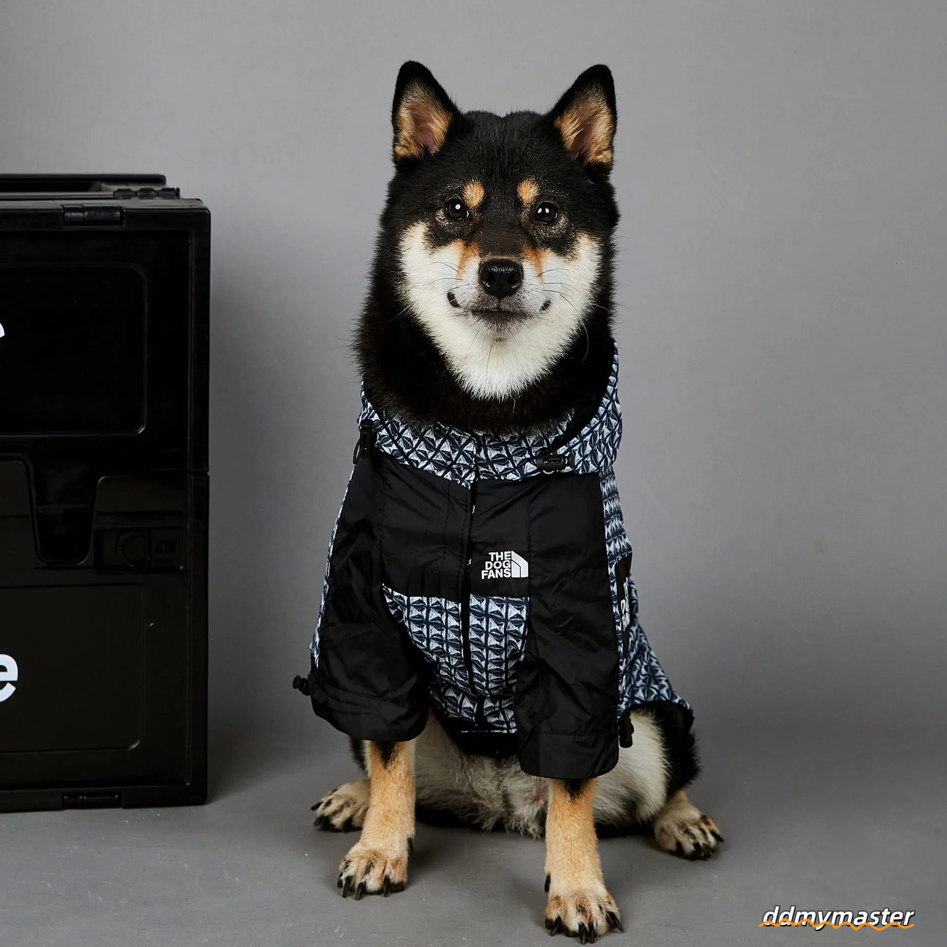 Coat Waterproof Dog Warm Autumn Winter Jacket Windproof Puppy Coats With Adjustable Hood, Leash Hole, Pet Outdoor Clothes For Small Medium Large Dogs 