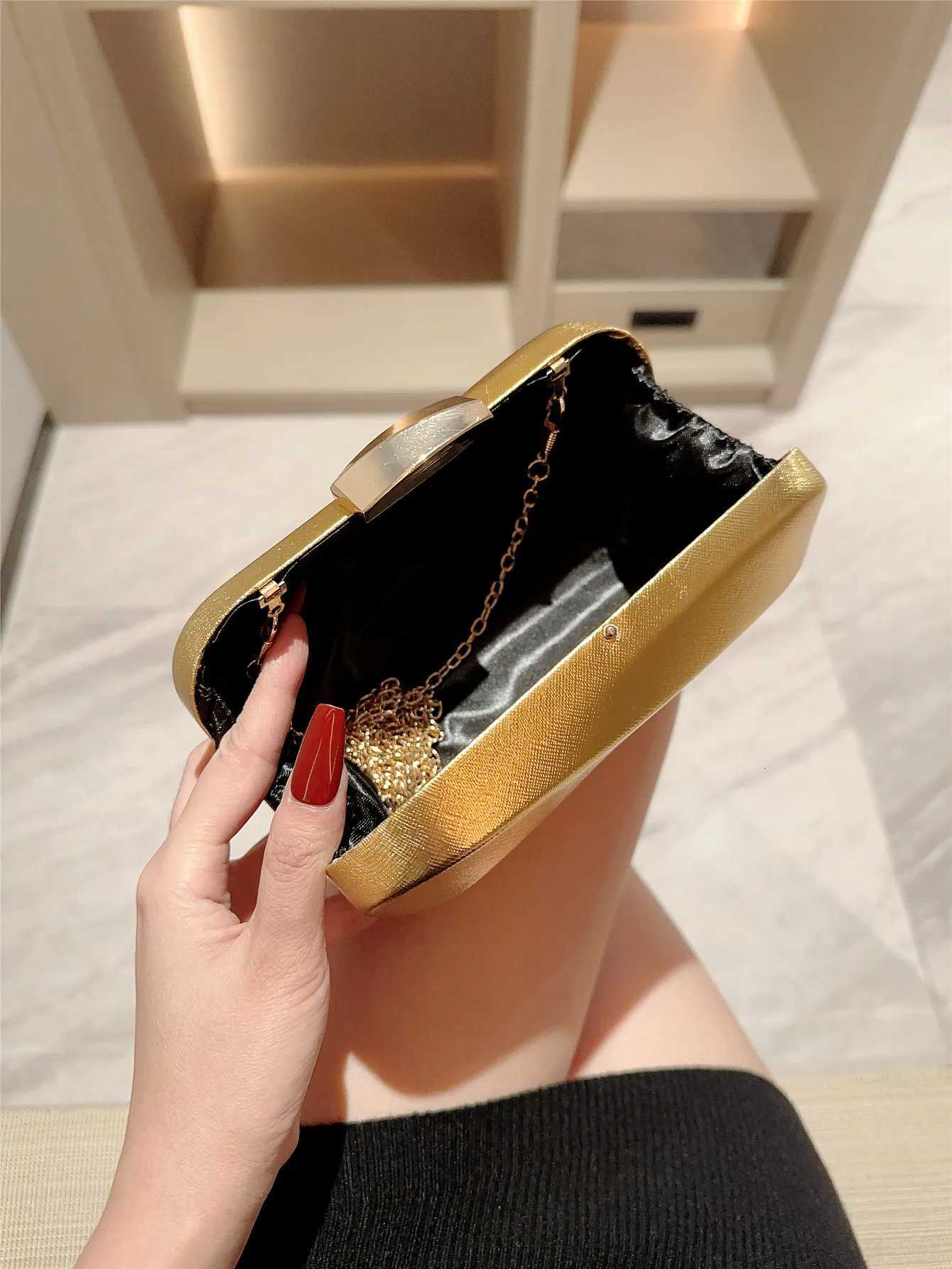 HighEnd Textured Square BoxShaped Evening Bag Clutch Bag Chain Bag Banquet Bag Cheongsam Bag Evening Dress Bag Wedding Bag Z251024