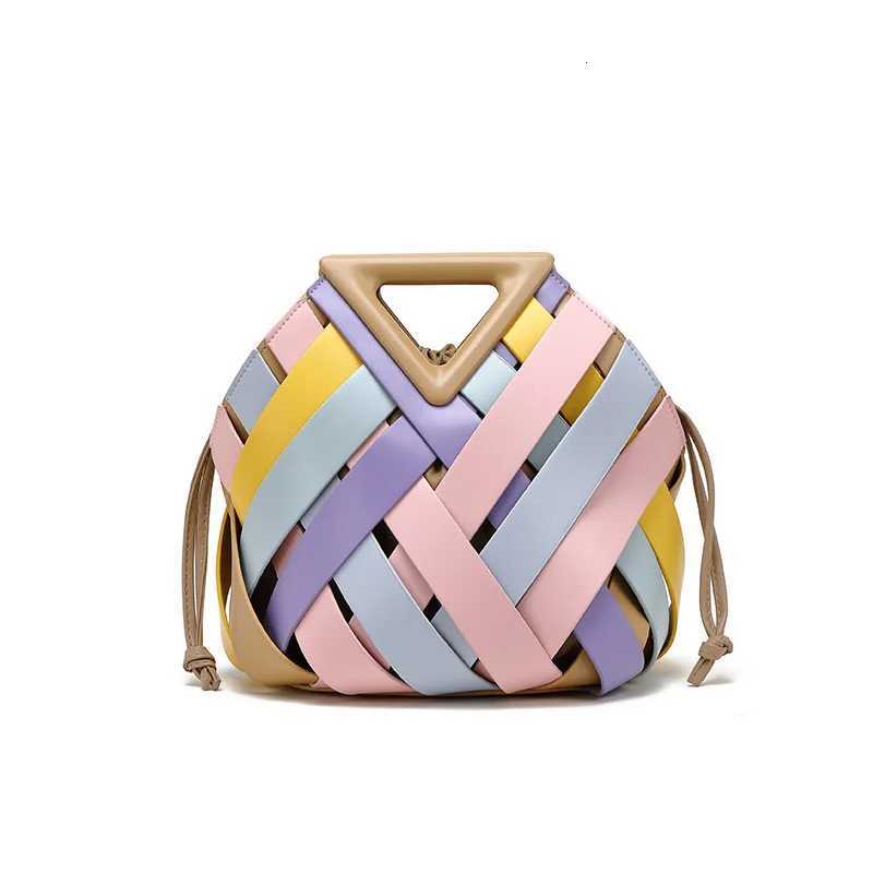 2025 Fashion Women Highend Party Tote Bag New Design Luxury Woven PU Leather Handbags Trend Hollow Out Bucket Bag Shoulder Bag Z251024