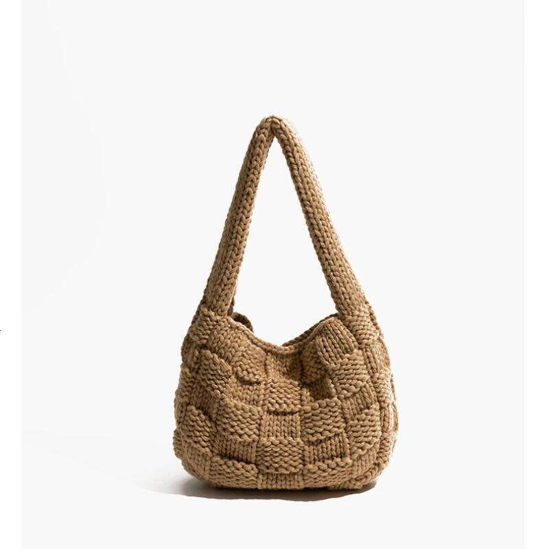 Small Knitted Armpit Shoulder Autumn Winter Plaid Female Tote Versatile Underarm Bag Fashionable And Practical Handbag Suotong251025