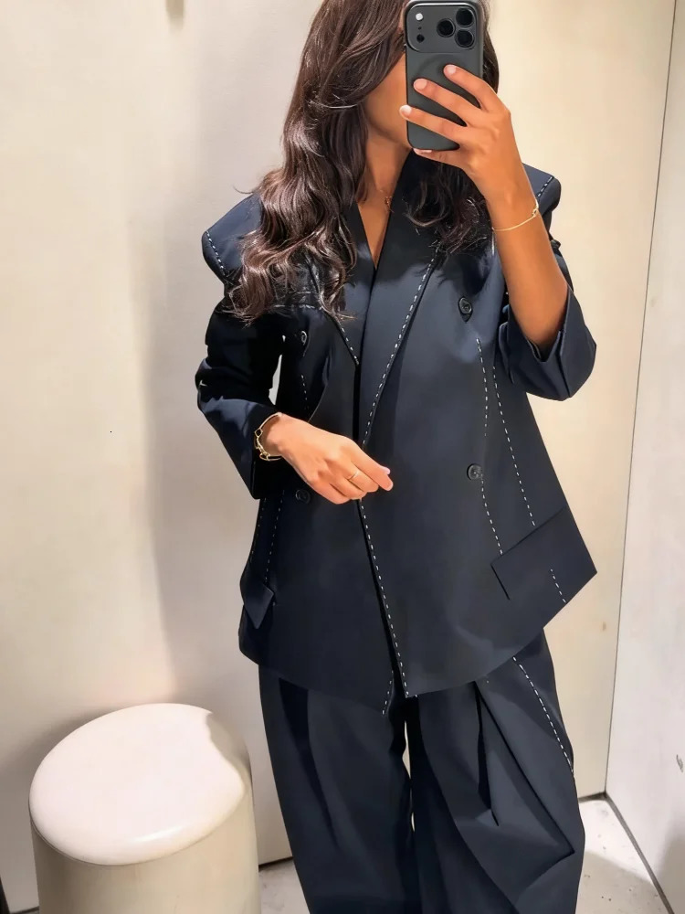 Oversize Contrast Stitch Structured Suit Set Lapel DoubleBreasted Blazer Straight Leg Pants 2025 Chic Retro Lady Commute Sets 251013