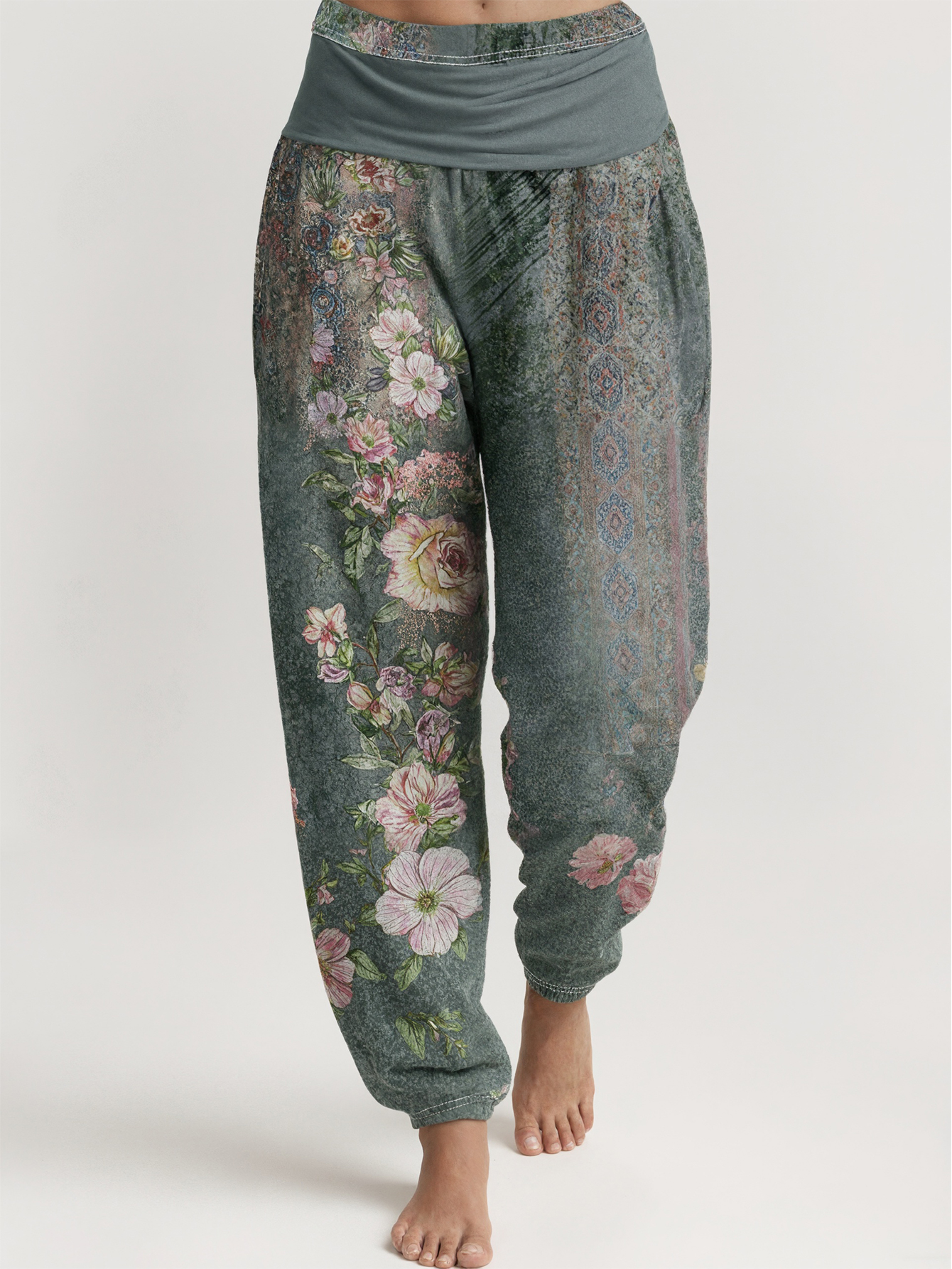 Summer Retro Women's Floral Printed Casual Harem Pants, Milk Silk Small Waist Design Trousers, S-XXL Green---CF53656