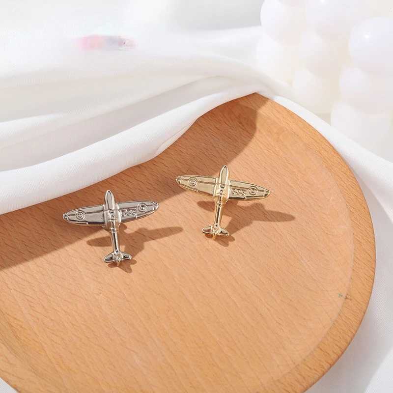 Metal Airplane Enamel Pins Gold Silver Brooch Backpack Lapel Badge Aircraft Jewelry for Kids J251115