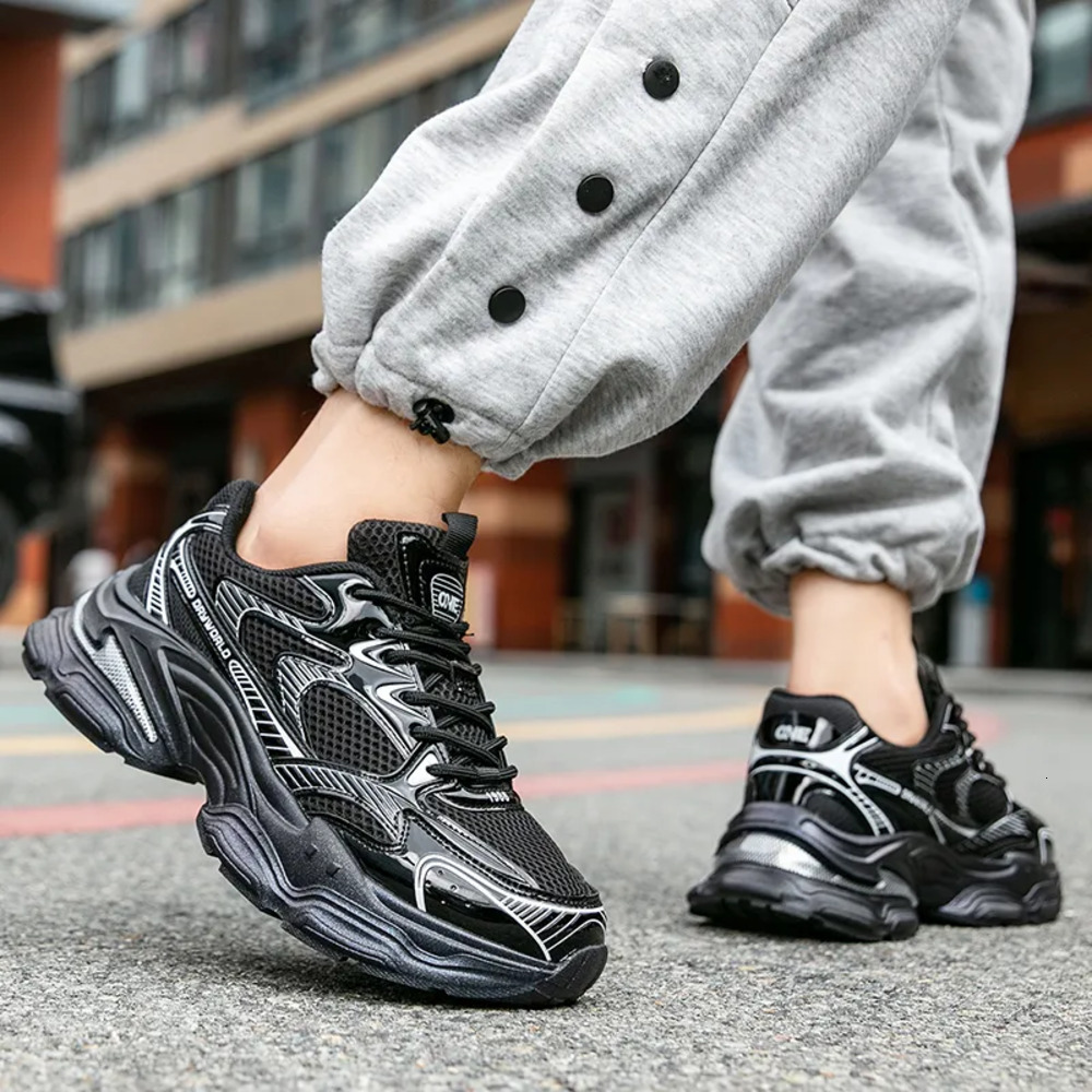 2026 New thick-soled dad shoes for men and women, light and comfortable fashion leisure shoes