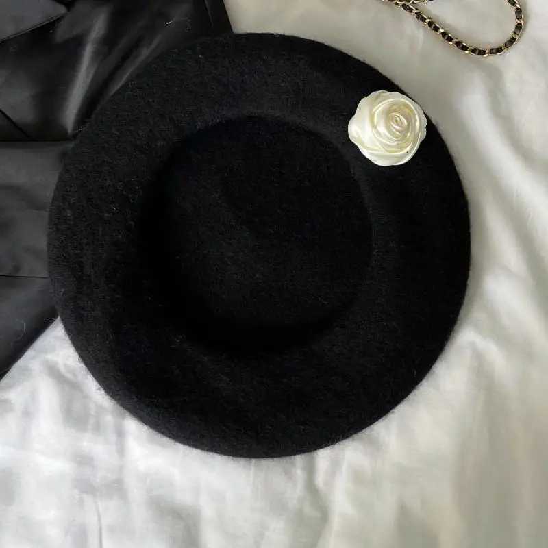 Vintage Wool Beret For Wen Big ral Design Winter Hats For Wen Fashionable Casual Black White Y251025
