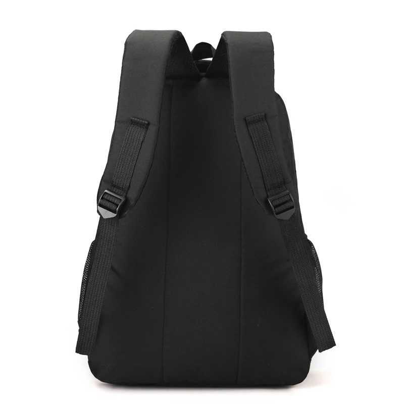 Largecapacity backpack Highdurability backpack with padded shoulder straps and zipper closure Safe travel bag W251025