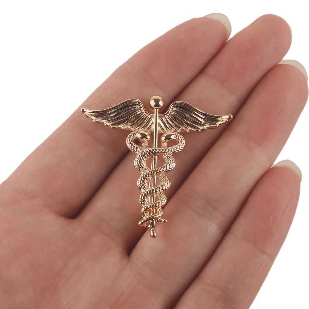 Medical Caduceus Brooch Snake Stick Wings Lapel Pins Jewelry Medical Wellness Symbol Backpack Badge Gifts for Doctors Nurse J251115