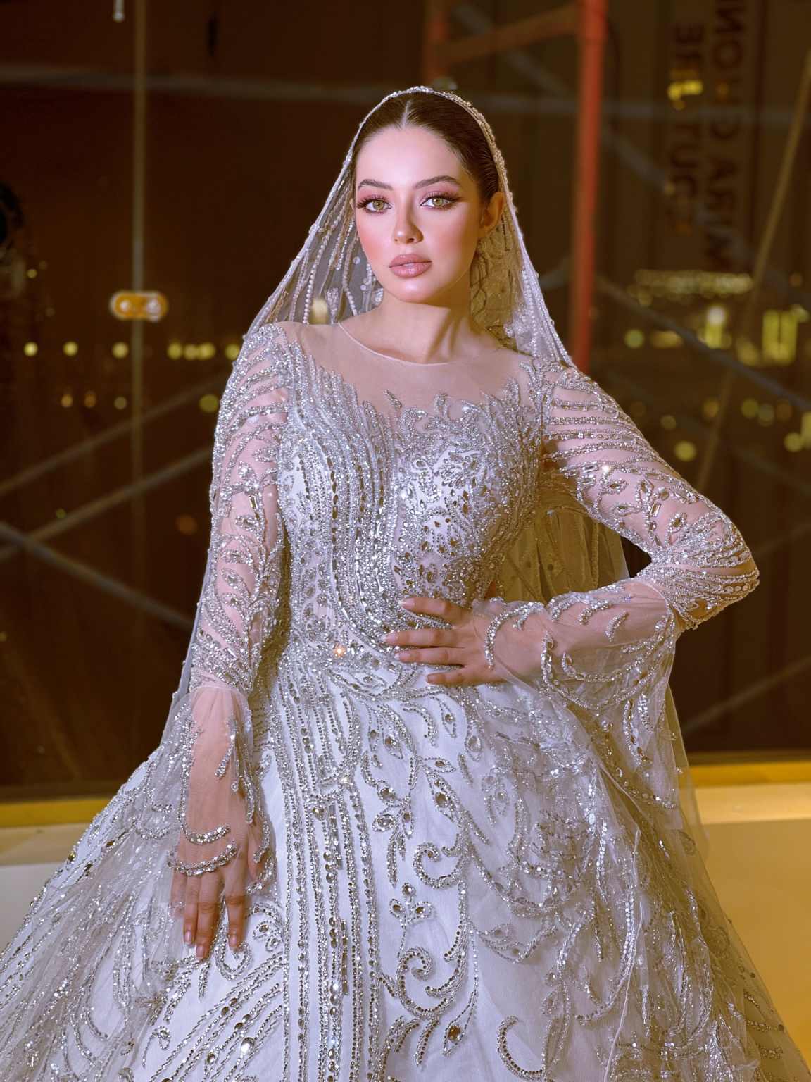 Luxurious Crystals Ball Gown Wedding Dresses Jewel Long Sleeve Bridal Gowns Beadeds Vestido De Novia Customized