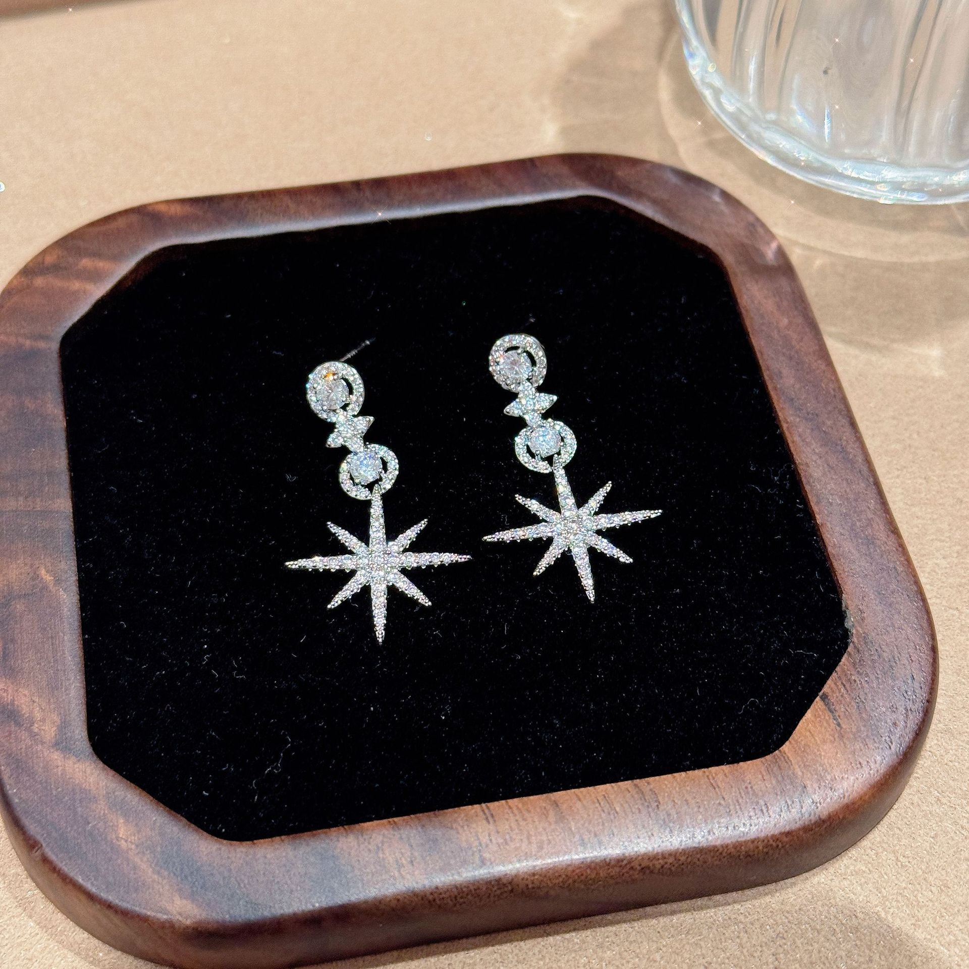 Designer earrings S999 pure silver sun shining star zircon earrings, simple and luxurious star earrings Luxury earrings free shipping gift for women