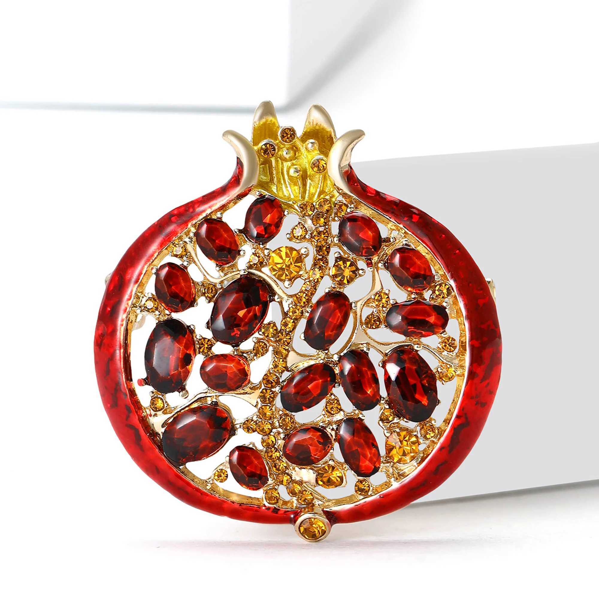 BeautBerry Luxury Rhinestone Pomegranate Brooches for Women Enamel Fruit Plant Pins Casual Party Accessories New Gifts Friends J251115