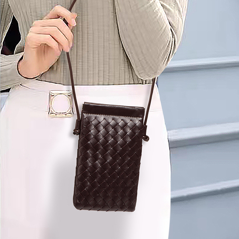 Luxury Brand Designer Bag Spring Summer New Phone Bag Simple Fashion Versatile Shoulder Crossbody Bag Vertical Trendy Textured Handwoven Women's 