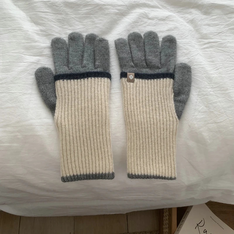 1 pair Couple Cycling Skiing Touch Screen Mens Womens Matching Knitted Gloves KoreanStyle Long Warm Student Gloves Autumn 251023
