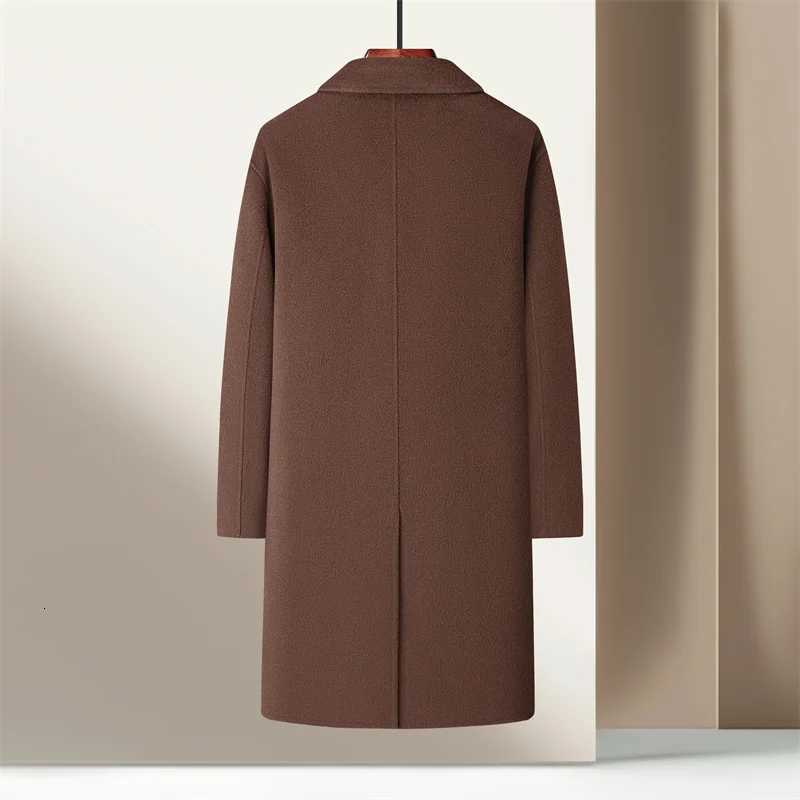 A midlength doublesided wool and wool coat made by hand in the autumn and winter of 2025 for mens business and casual wearT251025