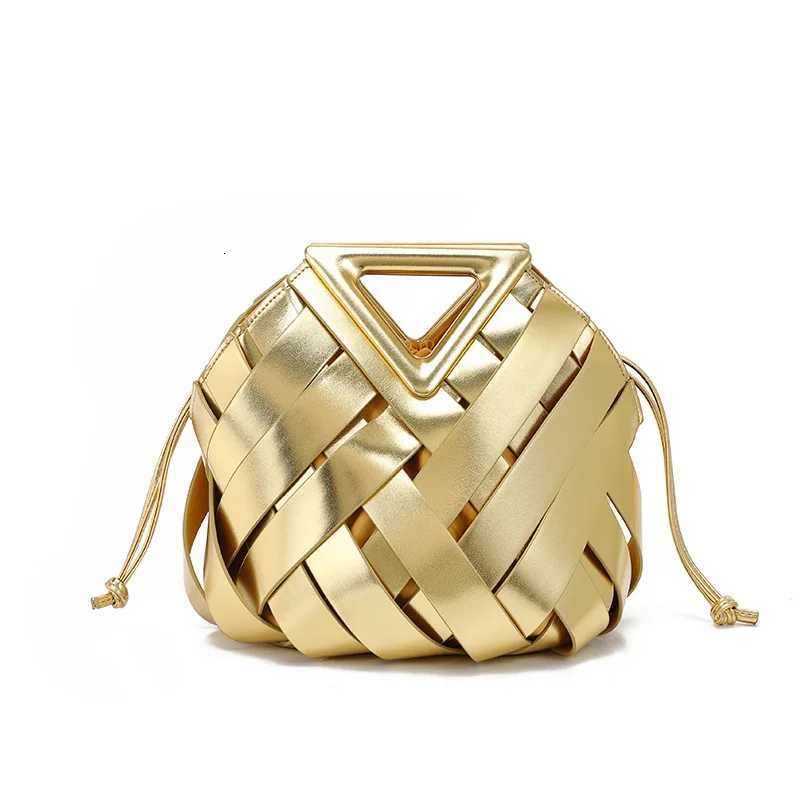 2025 Fashion Women Highend Party Tote Bag New Design Luxury Woven PU Leather Handbags Trend Hollow Out Bucket Bag Shoulder Bag Z251024