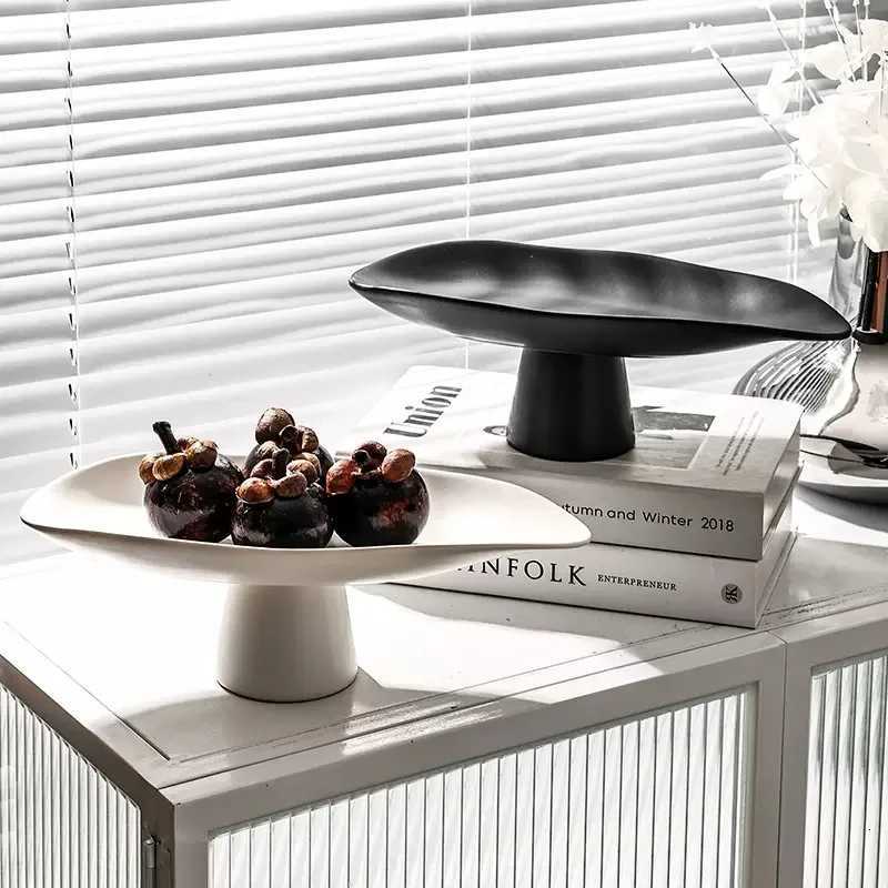 Black and White Resin Storage Tray Fruit Tray Irregar Tableware Snack Storage Container Dessert Tray He Decoration Y251025