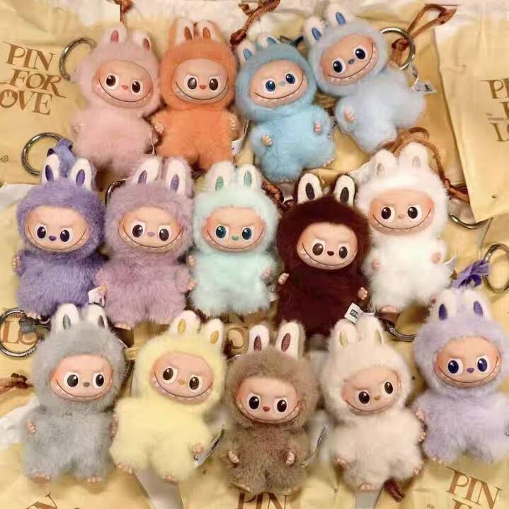Highquality Labubu 4.0 Pin For Love Series Mini Labubu V4 Vinyl Plush Pendant Blind Box yizhixing