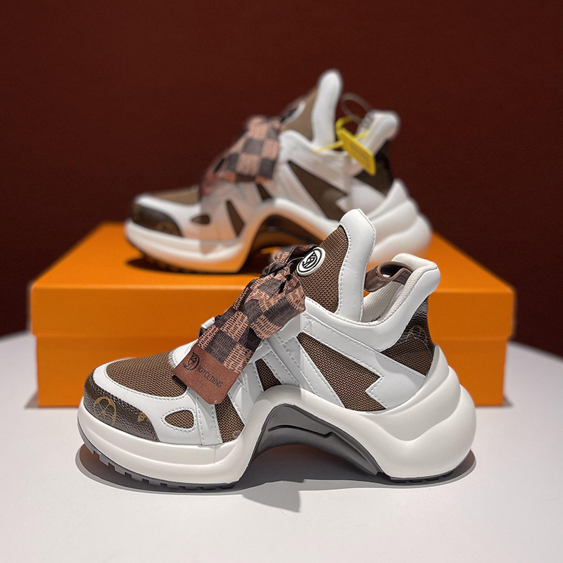 Free shipping sneakers with brown pattern detail chunky sole lace up design comfortable non-slip trendy versatile fashion sports casual shoes woman sh