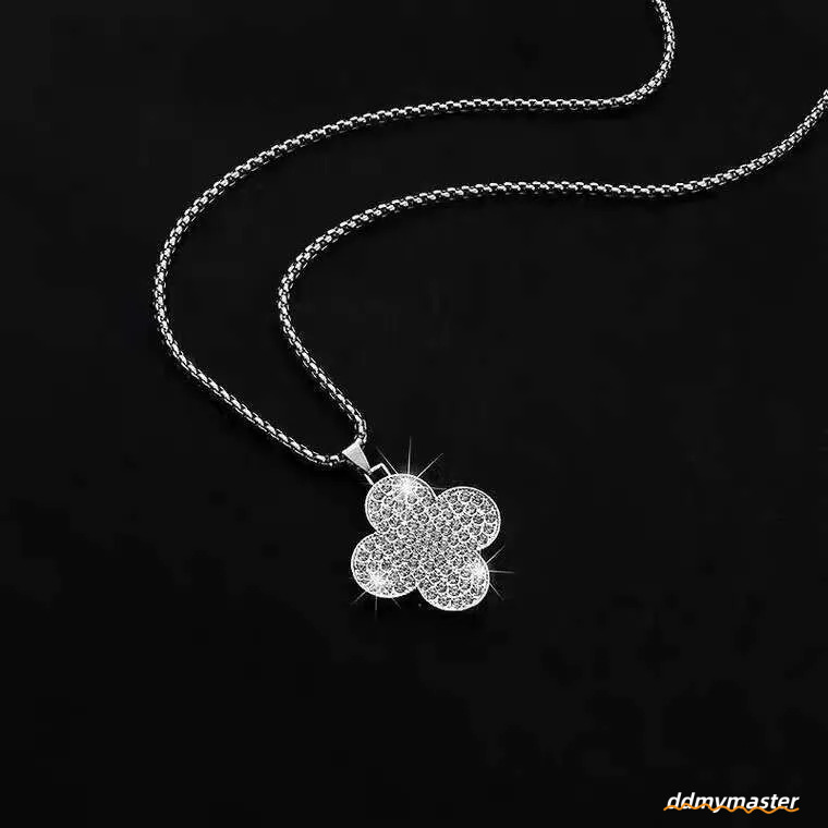 Elegant Four-Leaf Clover Pendant Necklace: Long Titanium Steel Sweater Chain For Women, Autumn & Winter Fashion Ddmymaster