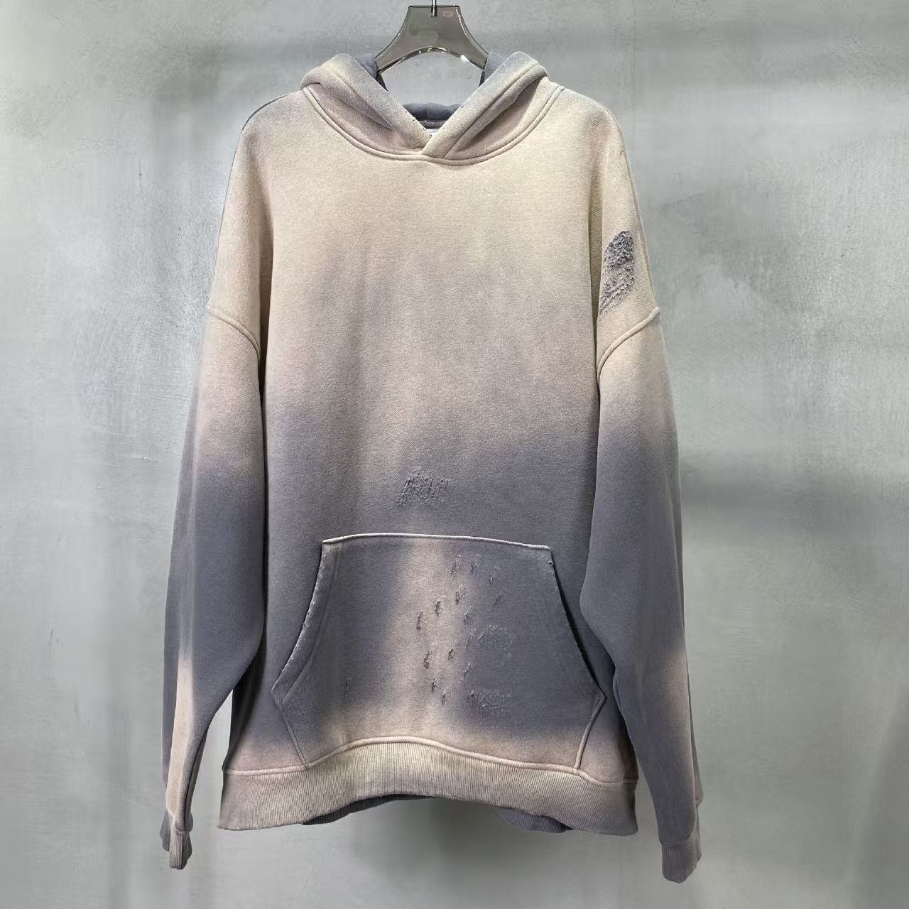 Winter designer fashion men's sweater 2025 autumn new hooded coat fashion brand with pullover men's loose long-sleeved sweater.242
