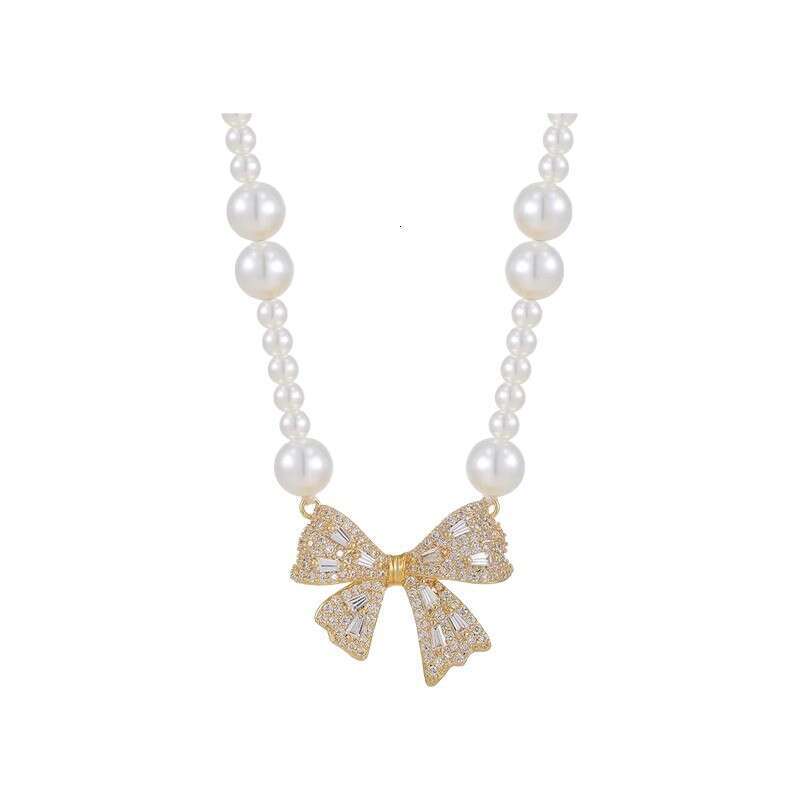 Butterfly Bow Pendant Pearl Necklace for Women 2025 New Light Niche High-end Clavicle Chain Summer Versatile Choker