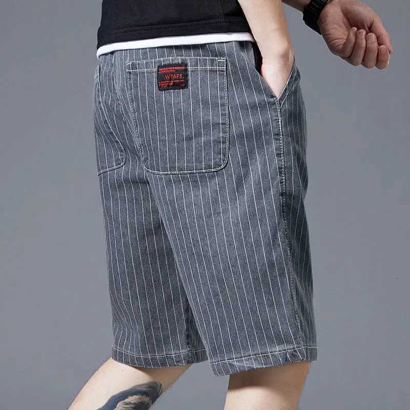 Summer Men Casual Striped Denim Shorts Koreon Streetwear Fashion Elastic Waist Baggy Male Thin Beach Sports Knee Length JeansXJ251025