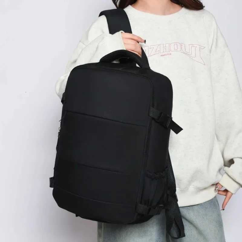 Couples Leisure Lightweight Backpack Travel Backpack Female New Backpack Student Schoolbag Large Capacity Travel Commuter Luggag W251025