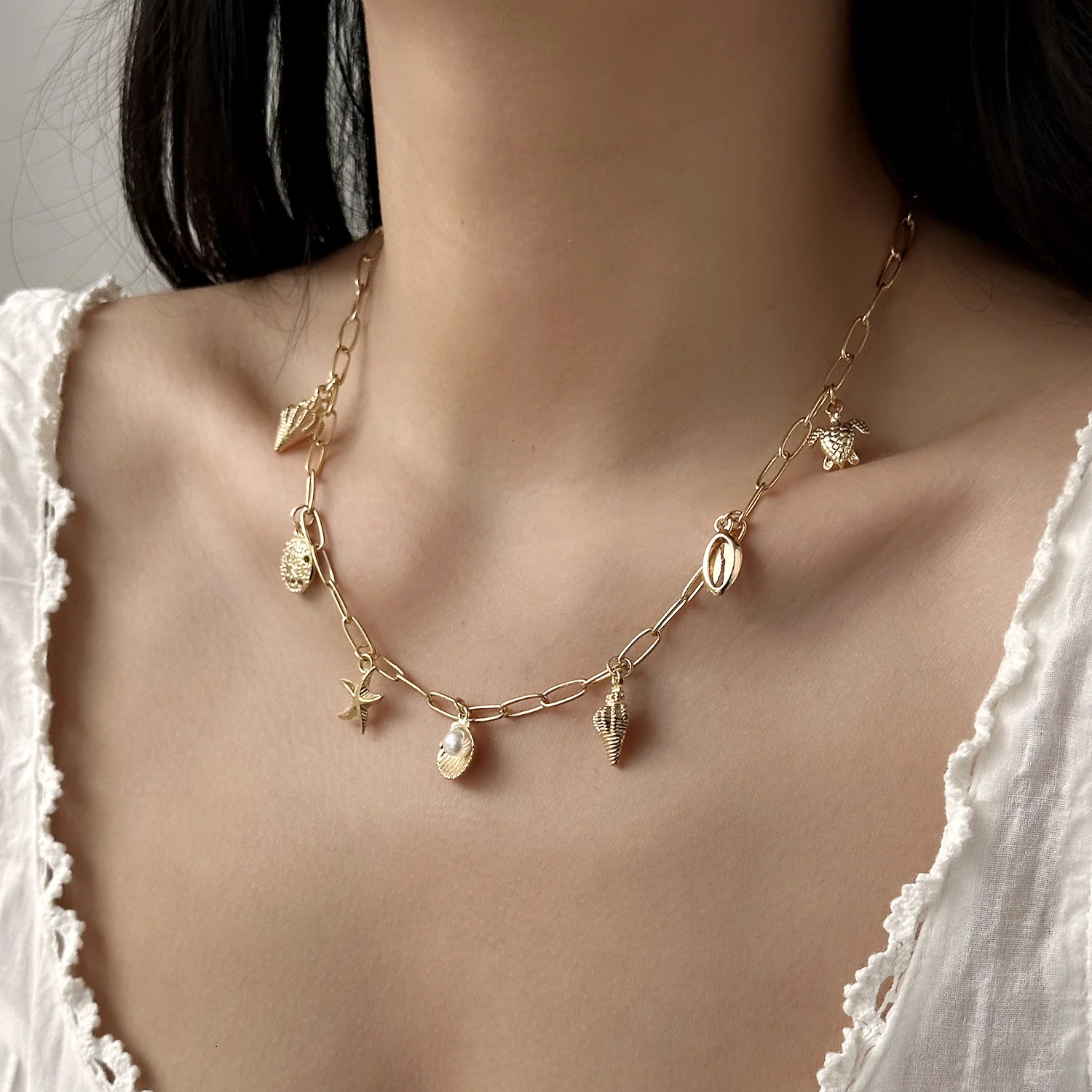 Fashion Gold Color Starfish Conch Turtle Pendant Necklace for Women Handmade Shell Chain Necklace Summer Beach Party Jewelry 251023
