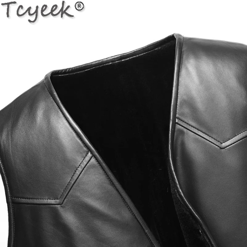 Tcyeek Real Leather Vest for Men Autumn Winter Clothes Genuine Sheepskin Fur Sleeveless Jacket Mens Vests Single Breasted 251020